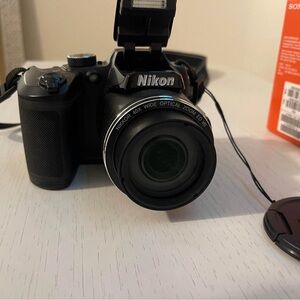 Nikon Coolpix B500